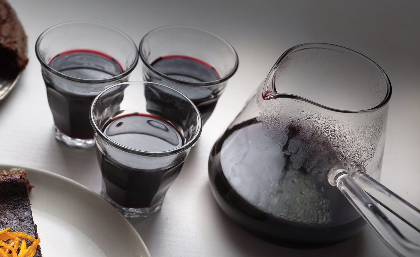 ¡Llegó el frío! Seis datos curiosos sobre el vino caliente